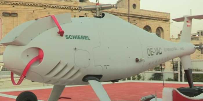 O Phoenix possui dois drones que são usados para auxílio aos náufrago. Imagem: Reprodução / BBC.