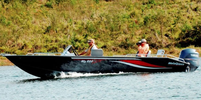 Barco de Pesca em Águas Abrigadas : MG 220 Fishing