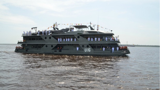 Navio da Marinha levou atendimento médico a 47 comunidades ribeirinhas do Acre