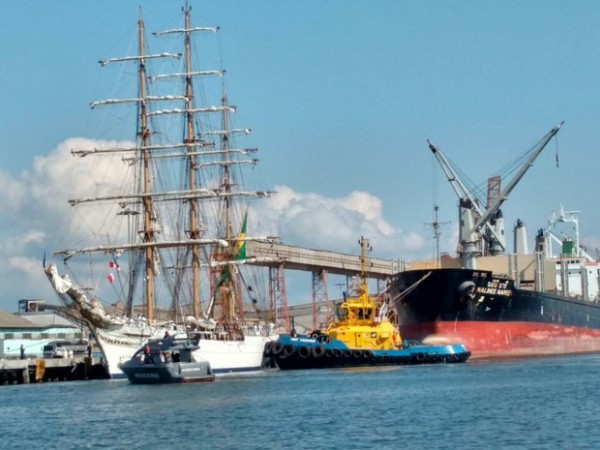 O Navio-veleiro "Cisne Branco" foi construído com a supervisão da Marinha Brasileira (Foto: Divulgação / Capitania dos Portos do Paraná Comunicação Social)