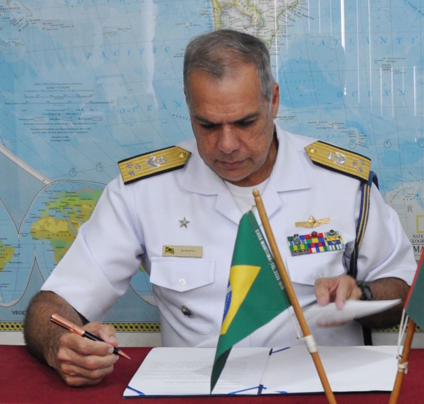 Vice-Almirante Roberto, novo DPC.