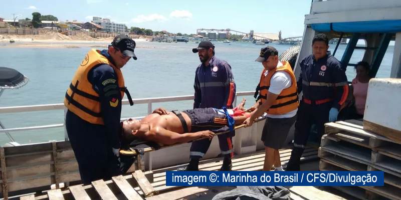 Vítima de acidente de bicicleta com fratura exposta é socorrida por lancha da Marinha