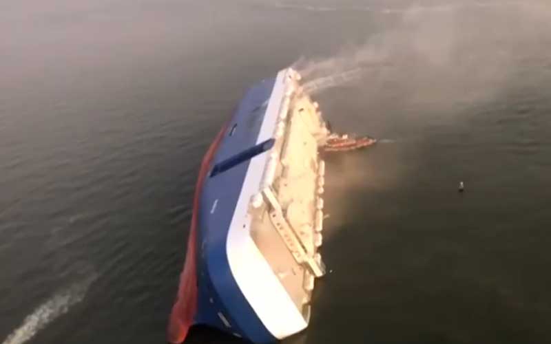 Acidente com Jet Ski deixa jovem desaparecida no Piauí